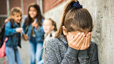 When your teen is having problems with friends at boarding school